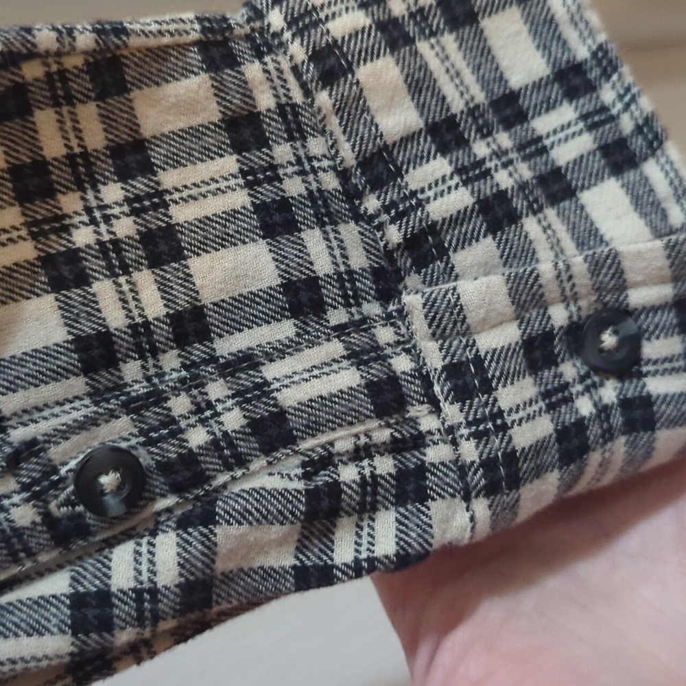 NWT SO Black and White Plaid Shirt Size M Women's - Picture 6 of 8